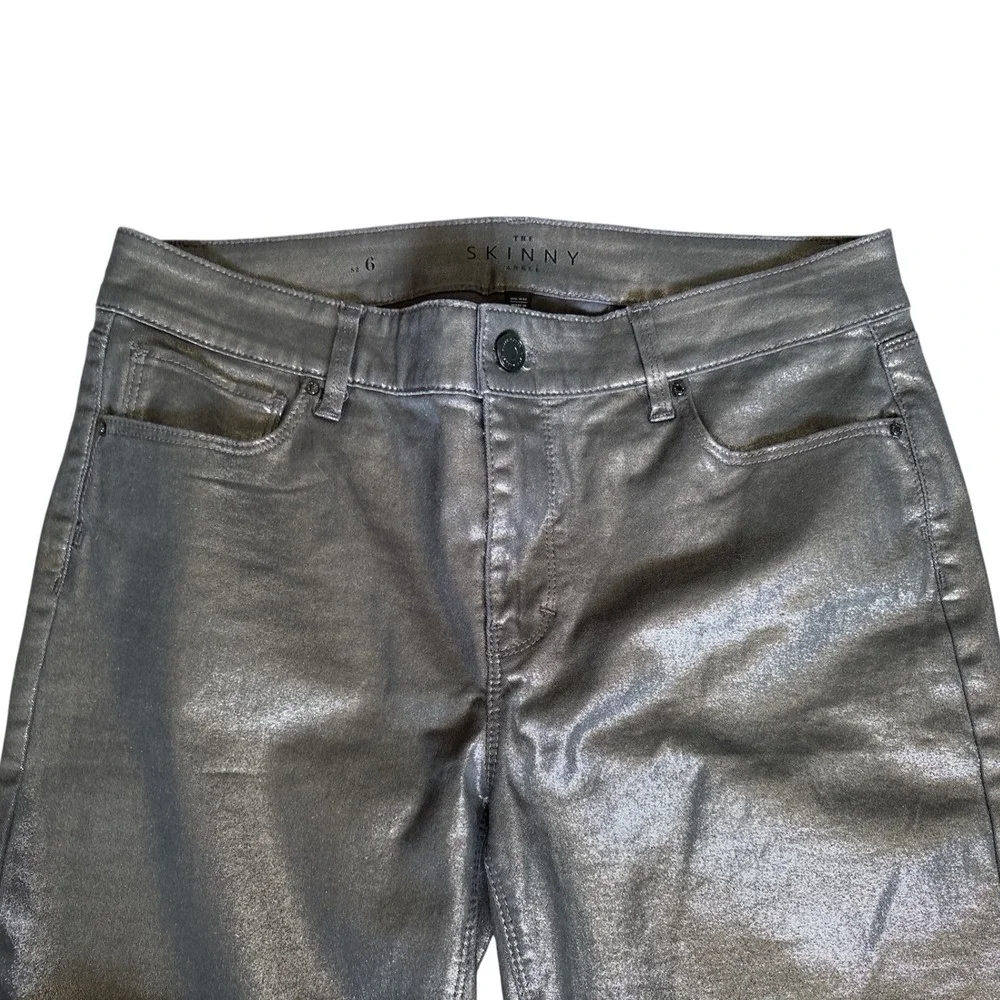 White House Black Market Skinny Ankle Mid Rise Coated Pewter Jeans, Size 6 - Picture 3 of 7